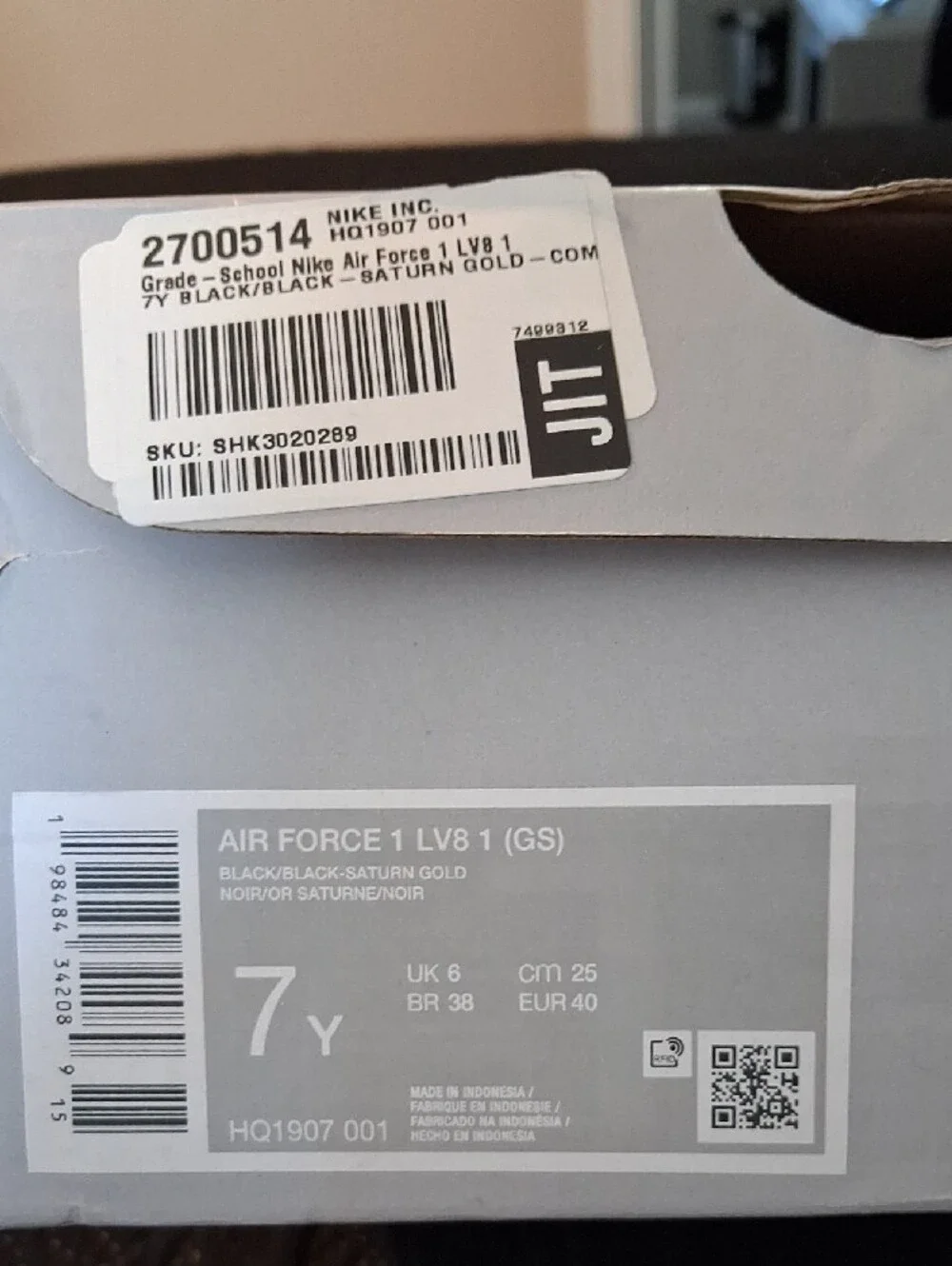 Nike Air Force 1 LV8 1 (GS) Sz 7Y Black/Black/ Saturn Gold-Comet Blue New In Box
